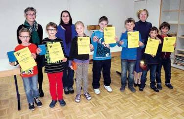Kleine Denksportler glänzten Bei den diesjährigen Mathematikmeisterschaften im Oktober konnten die Goldhut- Grundschüler ihr Können zeigen.
