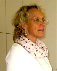 Kommunikation Eva Maria Anslinger Diplom-Pädagogin, examinierte Krankenschwester