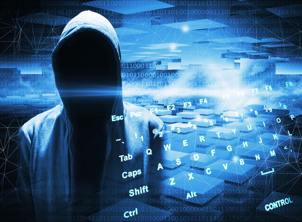 Erfahrungen - Überall lauern Gefahren - Angriffe auf IT-Systeme nehmen zu Schäden durch Störungen der IT werden immer dramatischer Kriminelle nutzen das Internet als