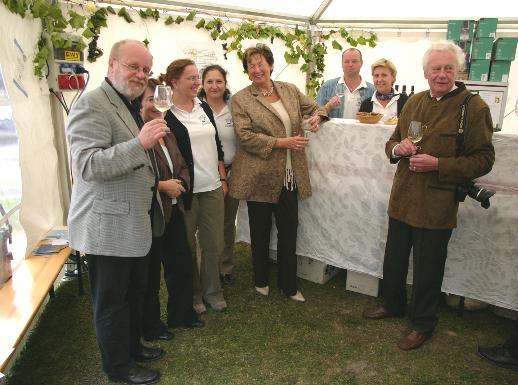 Weinkost des Singvereines Frau