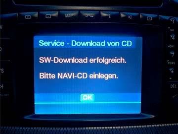 Nach dem erfolgreichen Download verlangt das Gerät nach der Navi-CD.