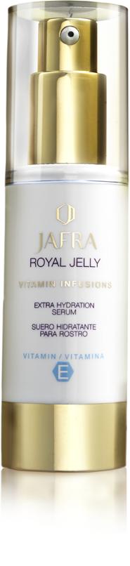 Royal Jelly Vitamin Infusions Extra Hydration Serum Royal Jelly Vitamin Infusions Intensive Feuchtigkeit Serum Dieses hoch konzentrierte Serum wirkt gezielt bei trockener Haut, indem es bis zu 24