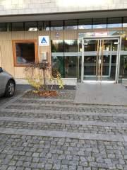 Jugendherberge Dachau Parkplatz für Menschen mit Behinderung Parkplatz