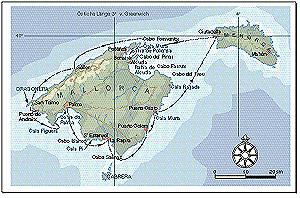 Balearen Tapas und Meer Mallorca. Die mediterrane Sonneninsel ist bei den Seglern überaus beliebt.