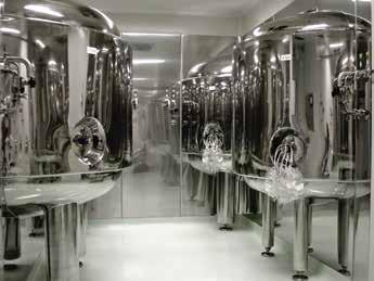 Behälter für Aufbereitung von sterilen und unsterilen Lösungen Reaktoren /