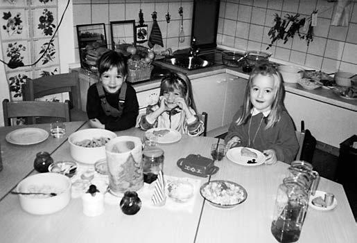 2.4 Organisatorische Probleme im Einrichtungsalltag PROBLEM: Wir machen freies Frühstück und können die Kinder beim täglichen Zahnputzritual nicht beaufsichtigen.
