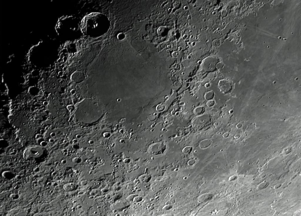 Mondbilder mit der ASI178MM (2) Mare Nectaris, umgeben von den Kratern Theophilus, Cyrillus, Fracastorius Refraktor TS PHOTOLINE 130 mm-f/7-triplett-apo, Brennweite: 910 mm,