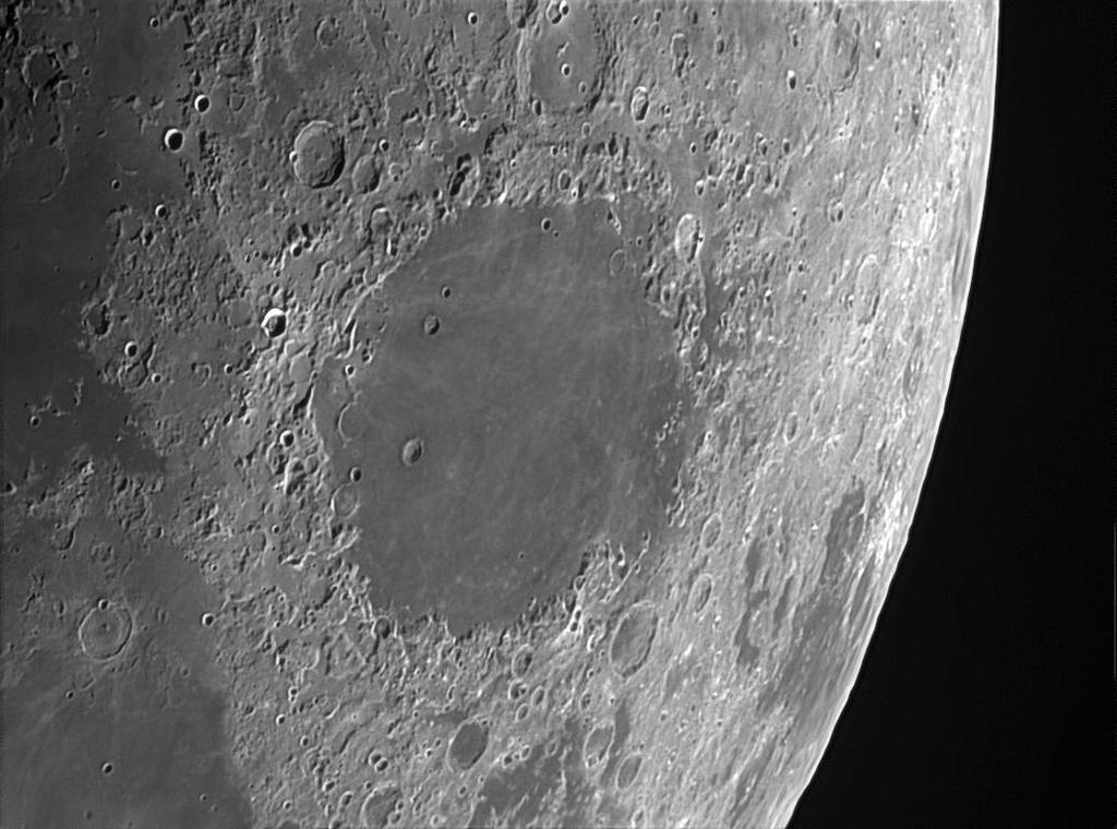 Mondbilder mit der ASI178MM (3) Mare Crisium mit den inneren Kratern Peirce, Picard und Yerkes Refraktor TS PHOTOLINE 130 mm-f/7-triplett-apo, Brennweite: 910 mm,