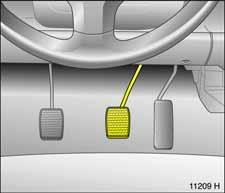 92 Bremsen Bremsen Bremssystem... 92 Antiblockiersystem (ABS u) 3... 94 Bremssystem Die Bremsen sind ein wichtiger Faktor für die Verkehrssicherheit.