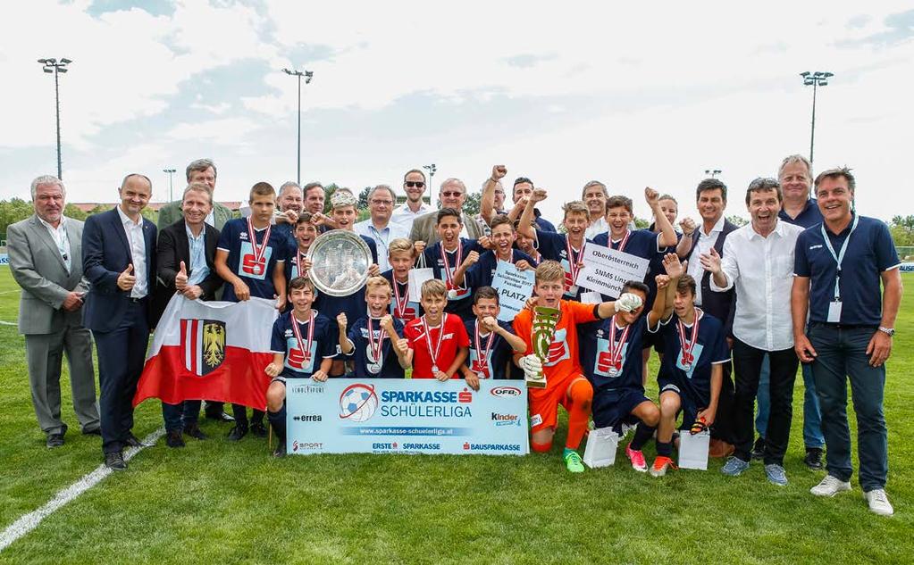 Spiel um Platz 9: Gymnasium Neusiedl gewinnt im Elfmeterschießen Erst im Elfmeterschießen wurde die Partie um Rang neun entschieden.