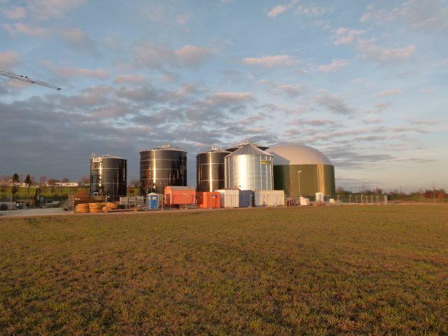 000 m 3 /d (68 % Methangehalt) Biogasaufbereitungsanlage seit 2014 Engineering von Planung bis zur Inbetriebnahme in Eigenregie