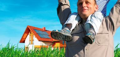 Bei Infoständen, Anlagenbesichtigungen und Solar-Festen in Gemeinden werden Interessierte