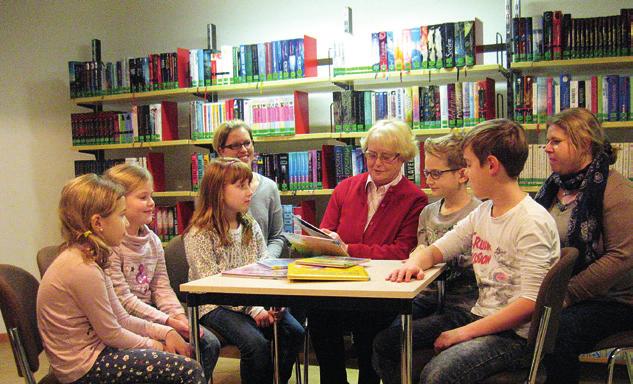 TREFFPUNKT BÜCHEREI RÖHRMOOS Vorlesestadt 2016 Aktiv im Vorlesen: Die Bücherei Röhrmoos macht es vor Anlässlich des Bundesweiten Vorlesetags am 18.