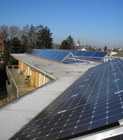 Mit der Sonne wohnen - neuer Energieweg im Siedlungsbau: Ein Projekt des Gleisdorfer Klimaschutzprogrammes 60 % der Energie werden umweltfreundlich im Wohngebäude erzeugt!