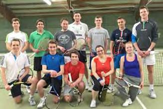CLUB TRAINING 18+ Grün-Weiss meets RWTH Aachen: Tennis auf Hochschulniveau Das 18+ Training gehört mittlerweile zum festen Angebot im TC GW.