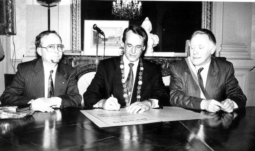 1. April 1993: Beginn der Städtepartnerschaft Stadtdirektor Springorum und