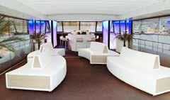 Die Panorama-Yacht ist ideal für Schlummertrunkfahrten abends oder für einen gemütlichen Raclette-Plausch im Winter.