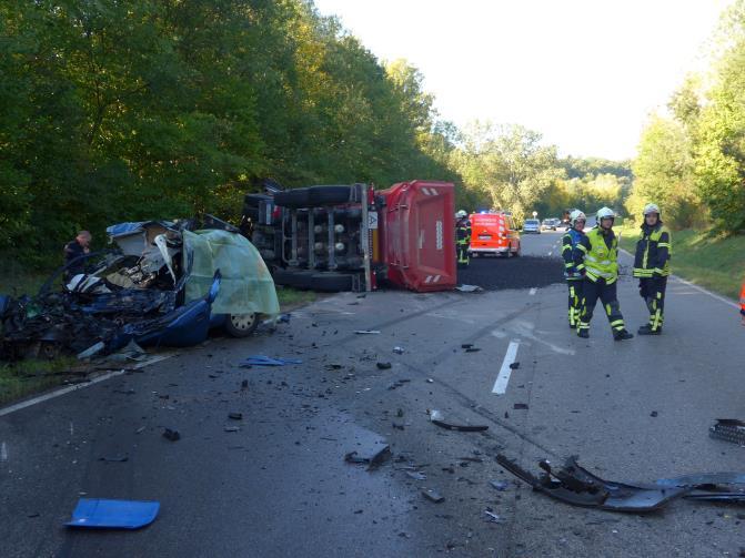 30. September 2014, 09:06 Uhr L 383 Reutlingen Gönningen, Höhe Listhof Am Morgen ereignete sich auf der L 383 zwischen Reutlingen und Gönningen ein tödlicher Verkehrsunfall.