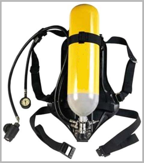 Persönliche Schutzausrüstung: Feuerwehrhelm mit Nackenschutz Feuerwehrschutzanzug Feuerwehrschutzhandschuhe