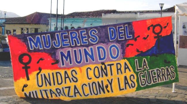 Zum internationalen Kampftag der Frauen gegen Gewalt Heike Jehnichen, Halberstadt In San Cristóbal, Chiapas, México, im Frauenzentrum Morada, wo ich als Entwicklungshelferin arbeitete, war ich gerade