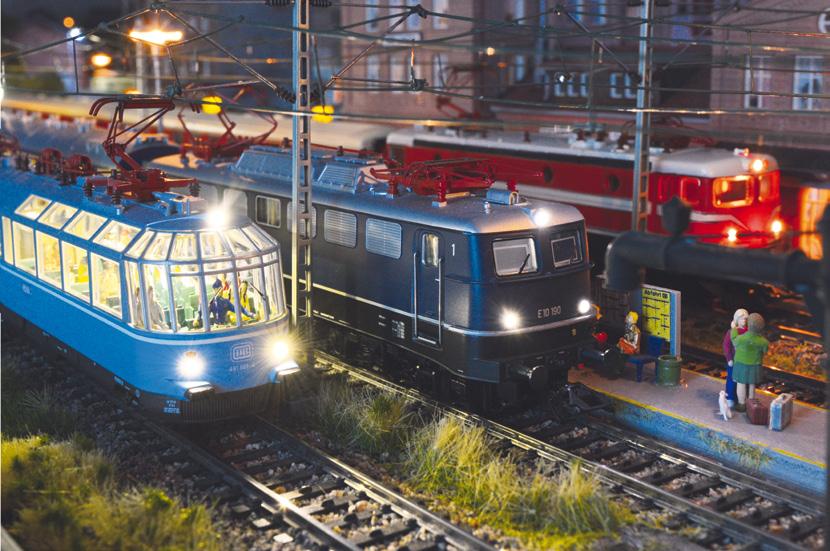 Machen die Anlage lebendiger: Imposante Lichteffekte sind vor allem bei Fahrten in Dunkelheit ein Hingucker.