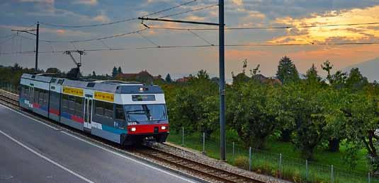Bahn Auf Schienen unterwegs Bus / Car Mobil auf der Strasse Die Bahnlinien leisten eine wichtige Feinverteilfunktion im regionalen Personenverkehr in den Regionen Oberaargau, Solothurn und Seeland.