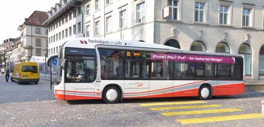In Langenthal, Oensingen, Solothurn, Biel und Ins sind Anschlüsse an das nationale und internationale Fernverkehrsnetz gewährleistet.