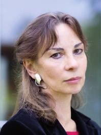 Vortragende Anna Mitgutsch Anna Mitgutsch, geboren 1948 in Linz, studierte Germanistik und Anglistik an der Universität Salzburg und promovierte 1974.