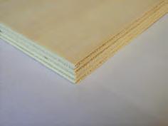 Sperrholz- und Paneelplatten Sperrholz Buche Sperrholzplatte Buche Die Buche-Multiplex findet eine weitreichende Verwendung in den Bereichen Möbelbau, Innenausbau, Laden-Messebau oder für Treppen und
