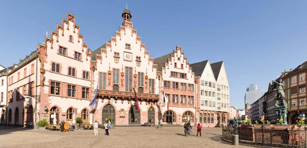 Damals erwarb der Rat der Stadt Frankfurt die repräsentativen Bürgerhäuser mit den Namen Zum Römer und Zum Goldenen Schwan.