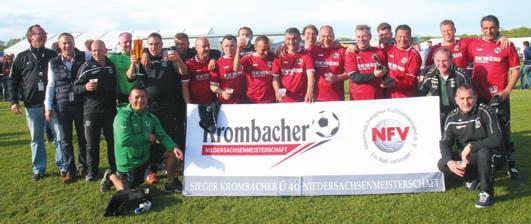 Das Siegerteam, das den fünften Ü 32-Meistertitel für Hannover 96 sicherte. Kellner über den Turniersieg seiner Mannschaft.