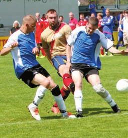 Mannschaft der Lebenshilfe Delmenhorst und des Landkreises Oldenburg hat sich am dritten Spieltag der Behinderten-Fußball- Liga Niedersachsen (BFLN) mit