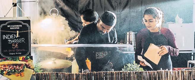 Beim Street Food Festival in Kleve können die Besucher an den zahlreichen Ständen kulinarische Trends entdecken.