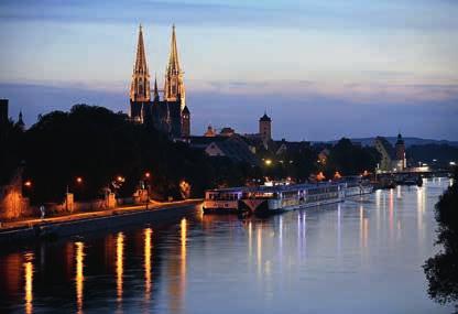 Viele historische Gebäude, wie der Dom, die Porta Praetoria, der Salzstadel und die berühmte Steinerne Brücke, versetzen Sie in die Entstehungszeit der Stadt Ratisbona am Zusam menfluss von Donau,