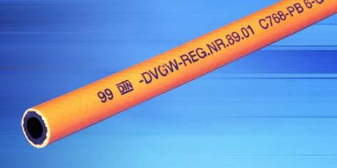 Lebensmittelschläuche Schläuche für Gase Propan- und Erdgasschläuche, DIN DVGW Schlauch aus synthetischem Polymer, innen schwarz, außen glatt und orange.