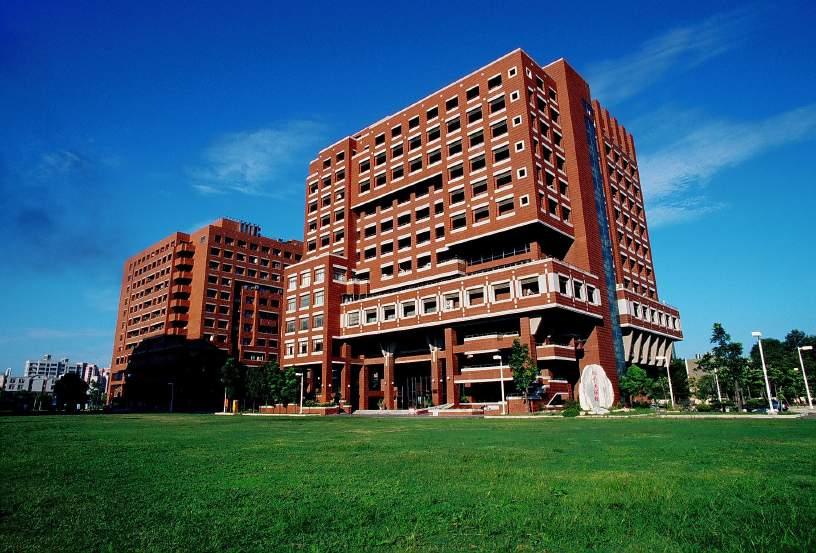 Die Universität NaHonal Cheng Kung University in Tainan, 22.000 Studenten Unterricht in Klassen von bis zu ca.