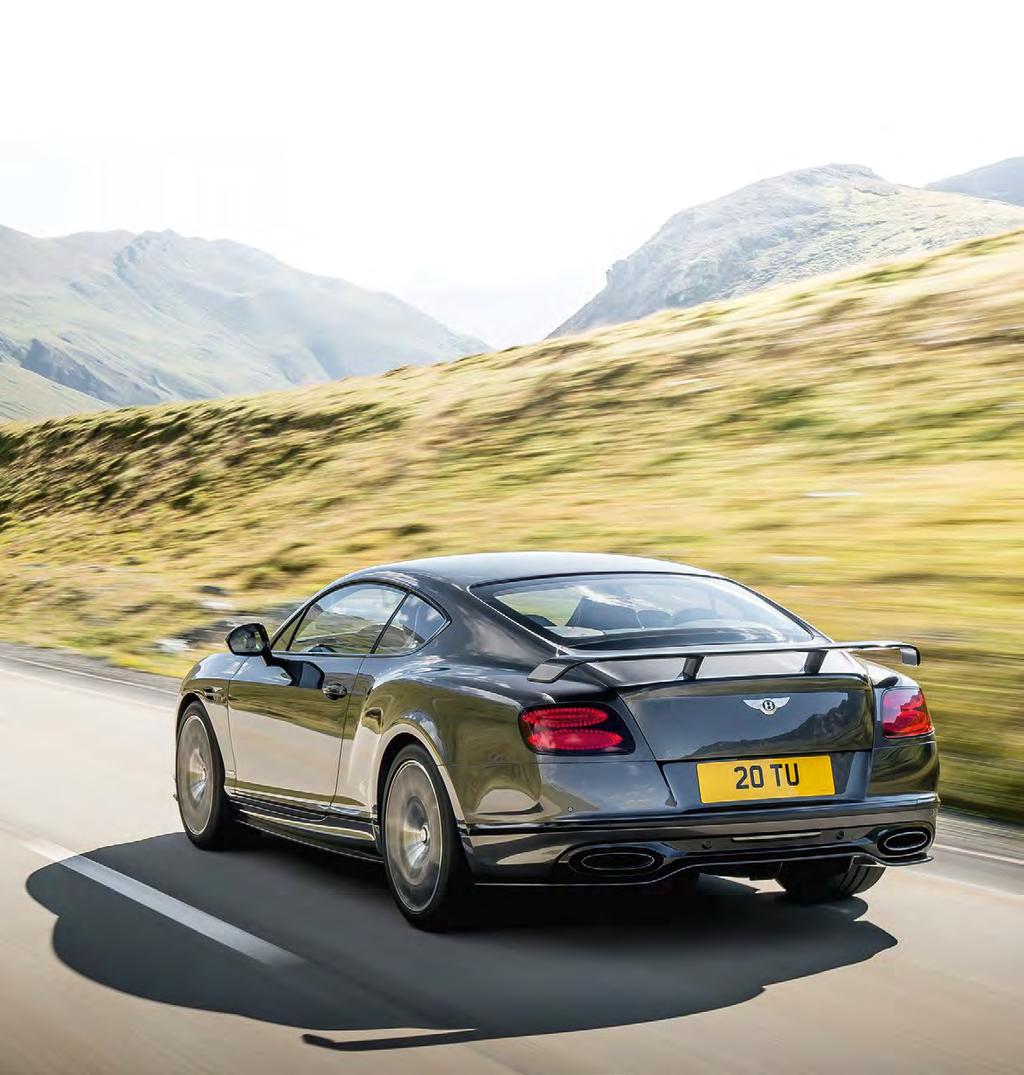 Im Inneren behält der Bentayga Diesel die innovativen Funktionen, fortschrittliche Technologien und den bekannten handgefertigten Bentley Luxus.