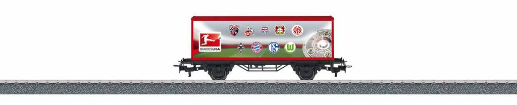 Ab ins Stadion! 48617 Märklin Start up Club Jahreswagen 2017 Modell: Containerwagen in Bundesliga-Gestaltung mit der Darstellung aller Club-Logos der Saison 2017/2018.