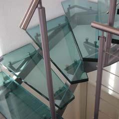 Modellformen Gewendelte Treppenformen oder Rundtreppen erfordern Glaselemente in Modellformen.