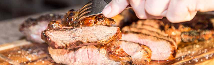 STEAKS - DAS BESTE VOM ARGENTINISCHEN RIND Unser Steakfl eisch stammt vom Aberdeen-Angus-Rind. Das Fleisch weist eine besonders feine Verteilung des Fettes auf.