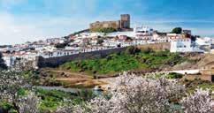 gehört heute zum UNESCO- Weltkulturerbe. Freuen Sie sich auf einen ganzen Tag in der weitläufigen Anlage von Sintra.