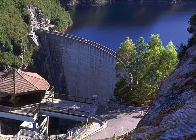 Einsatzbeispiele in Wasserkraft und Turbinenbau Lagerbockabdichtungen in