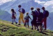 Ende der 1920er Jahre sind Hermann Hoerlin zahlreiche große Bergfahrten, insbesondere Winter-Erstbesteigungen schwieriger Westalpengipfel, wie z.b. der Aiguille Noire und der Aiguille Blanche im Montblanc-Gebiet, gelungen.