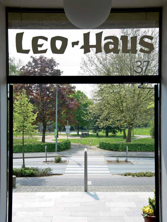 BÜRGERSTIFTUNG UNSER LEOHAUS 89 Stifter gründeten im Juli 2011 die Bürgerstiftung Unser Leohaus.