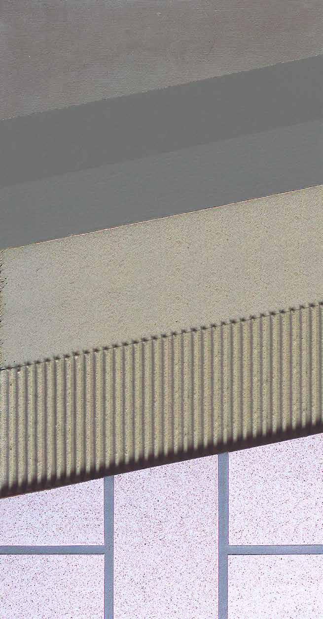 Balkon-Dichtsystem Balkon und Terrasse sicher abdichten und mit Fliesen und Platten belegen Untergrund Betonflächen im Außenbereich (gegebenenfalls Gefälle mit RAM 3 und Haftemulsion HE 449