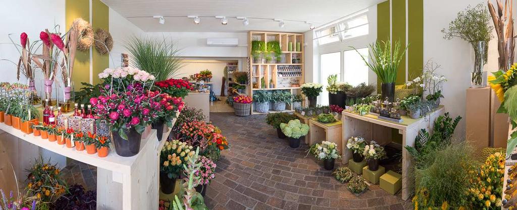 Ein grosses Projekt im Jahr 2014 war die Eröffnung bzw. Übernahme eines Blumenladens im Dorf Hombrechtikon. Im August eröffneten wir den neuen Laden ganz im Stil der Brunegg.