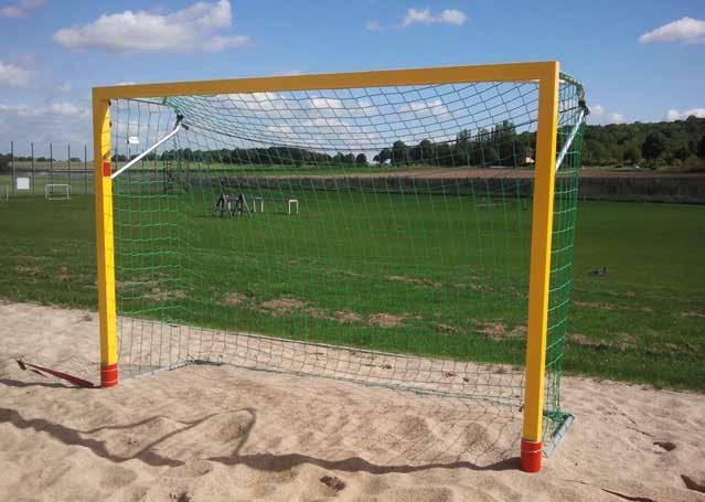 Netzhaken, Netzbügel und Beach-Bodenhülsen zum Eingraben im Sand. Art.-No. 50290 Beach Handball goals size 3.00 x 2.