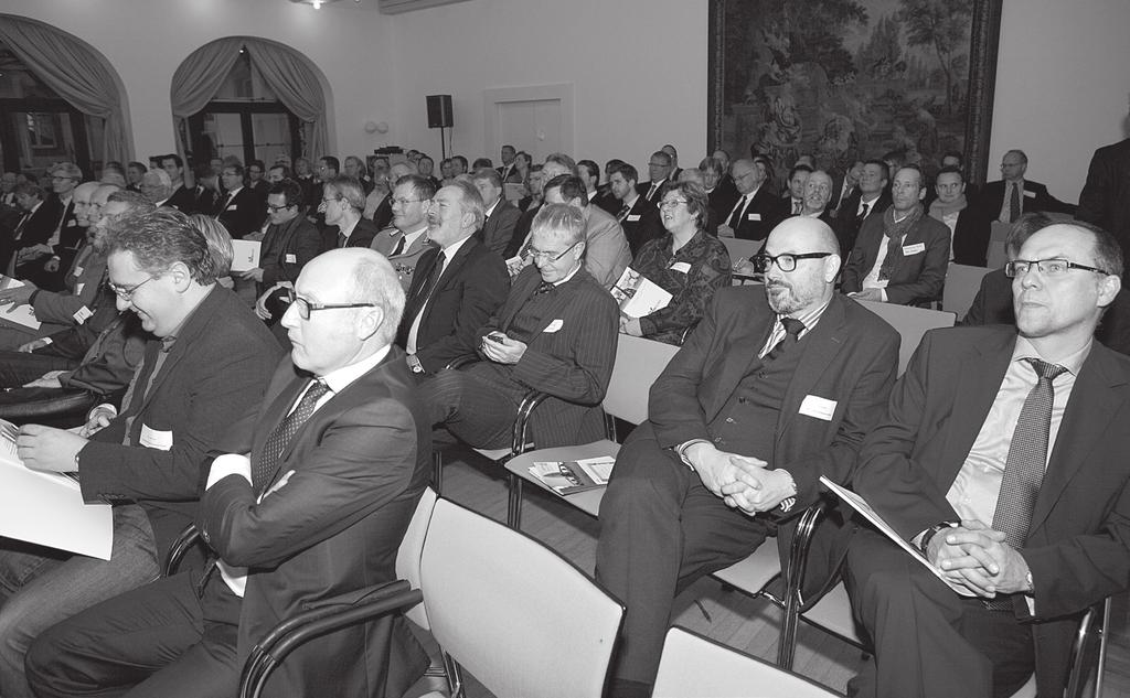Weiterbildung und Veranstaltungen UdZ Rückblick: 16. Aachener Unternehmerabend war ein Erfolg Euregio goes global Erfolgsfaktor Logistik Das FIR veranstaltete am 15. November 2011 den 16.