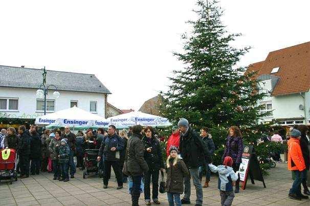 Ende regulär bis zum 8. Dezember. Sofort danach werden die Gelder verbucht und gehen nach Bonn als Weihnachtspaket für die krebskranken Kinder.