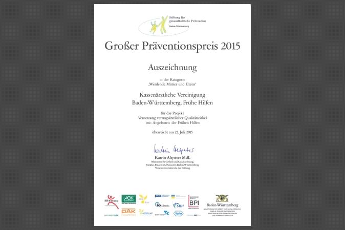 Wir sind die Kinder&Jugendarzt ärztinnen = Pädiater Von 0-18 (von Geburt bis zum Erwachsenenalter) Instrumente der Vorsorgeuntersuchungen bisher Vorsorgen U1 U9,J1 neue Vorsorgen U10,U11,J2 So sehen